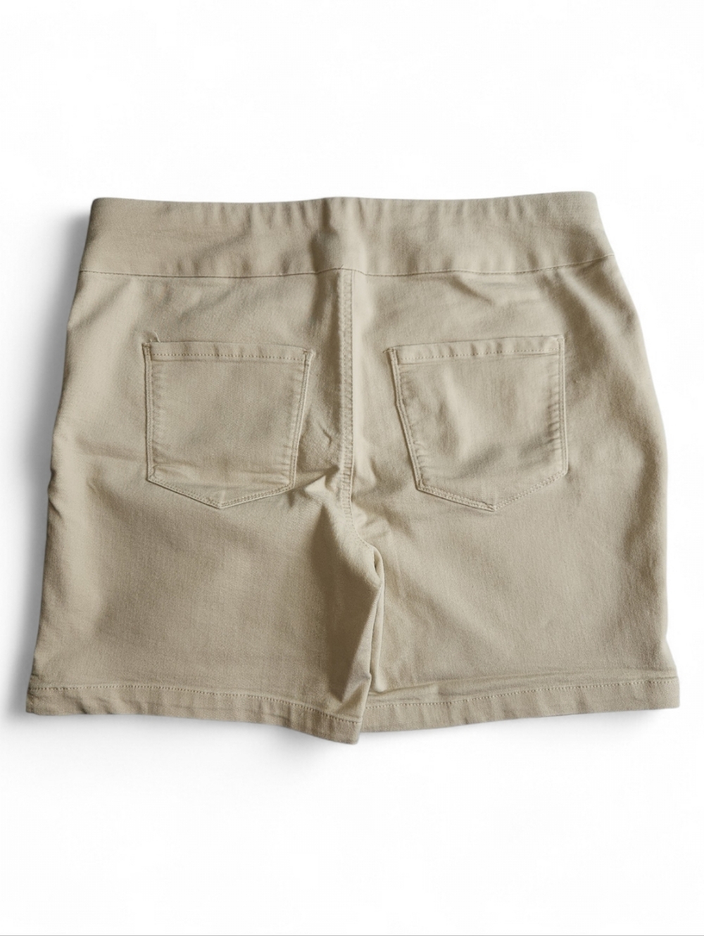 Liz Claiborne Pull On Stretch Shorts Size 12 - Picture 2 of 8